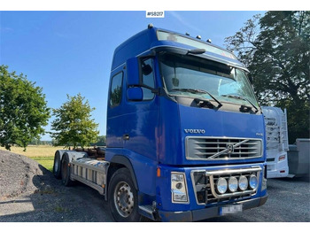 Kotalni prekucni tovornjak VOLVO FH16