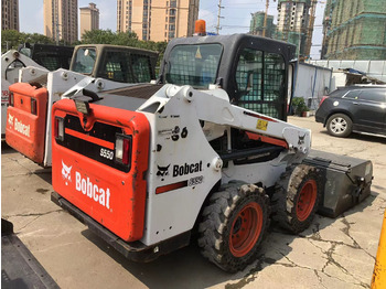 Mini nakladalec BOBCAT S550