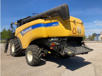 Kombajn harvester New Holland CX 8070: slika 3