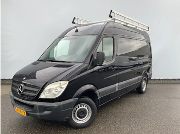 Furgon MERCEDES-BENZ Sprinter 211