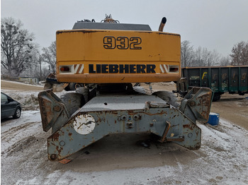 Bager za prekladanje primarnih/ Sekundarnih surovin LIEBHERR A 932 Litronic: slika 3