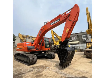 Bager DOOSAN DX225