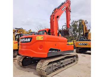 Bager goseničar Doosan DX140: slika 4