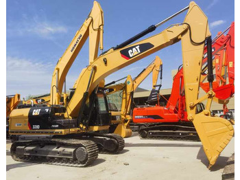 Bager CATERPILLAR 320D2