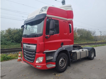 Vlačilec DAF CF 410