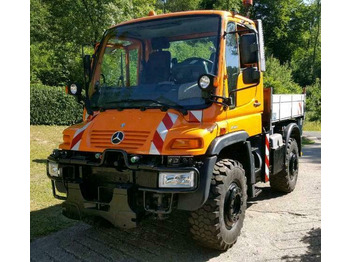 Komunalno/ Posebno vozilo UNIMOG