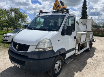 Dvižna ploščad montirana na tovornjak RENAULT Mascott