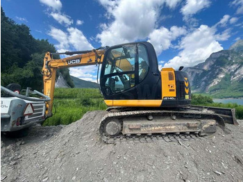 Bager goseničar JCB JZ140