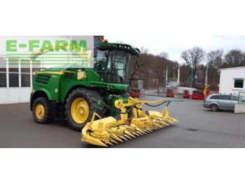 Kombajn za krmo JOHN DEERE 8400