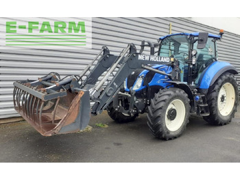 Traktor NEW HOLLAND T5