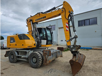 Bager na kolesih LIEBHERR A 916