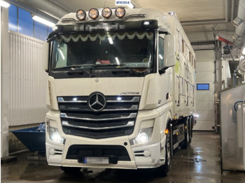 Tovornjak za prevoz živine Mercedes Actros: slika 2