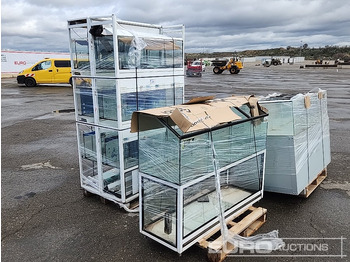 Gradbena oprema Pallet of Various Aquariums (4 of): slika 4