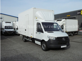 Dostavno vozilo z zabojnikom MERCEDES-BENZ Sprinter 317