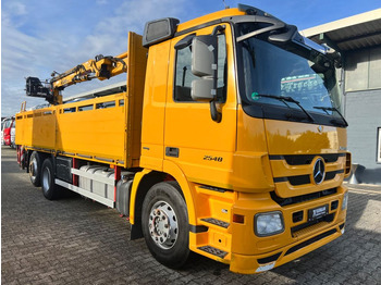 Tovornjak z dvigalom MERCEDES-BENZ Actros 2548