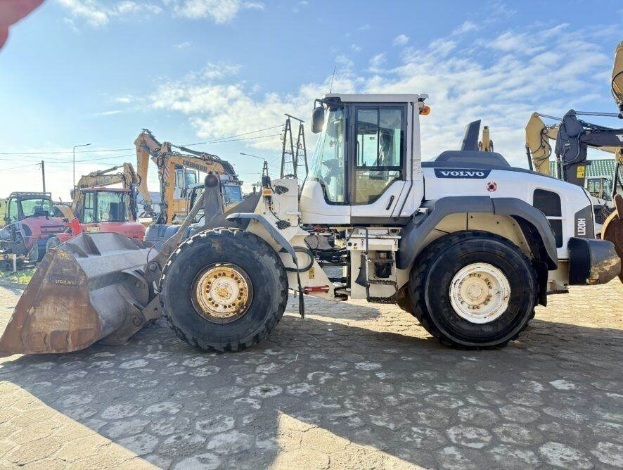 Kolesni nakladalec Volvo L120H: slika 7