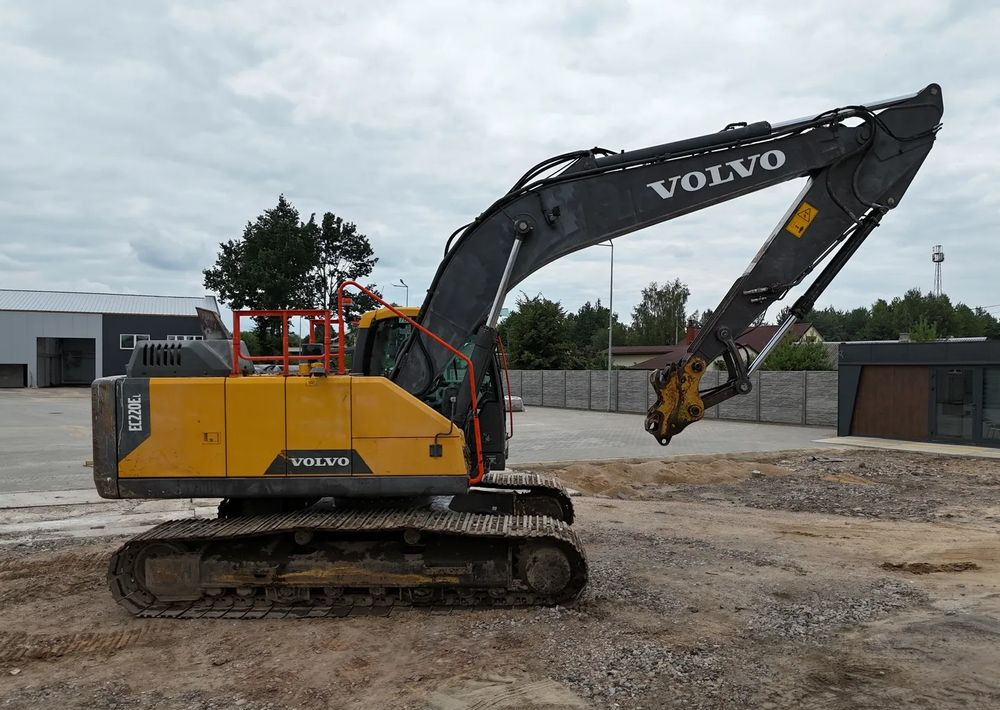 Bager goseničar Volvo EC 220 EL: slika 18