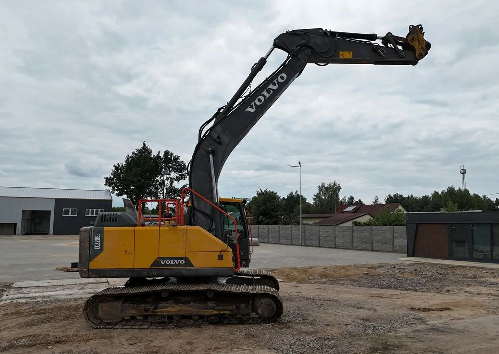 Bager goseničar Volvo EC 220 EL: slika 17