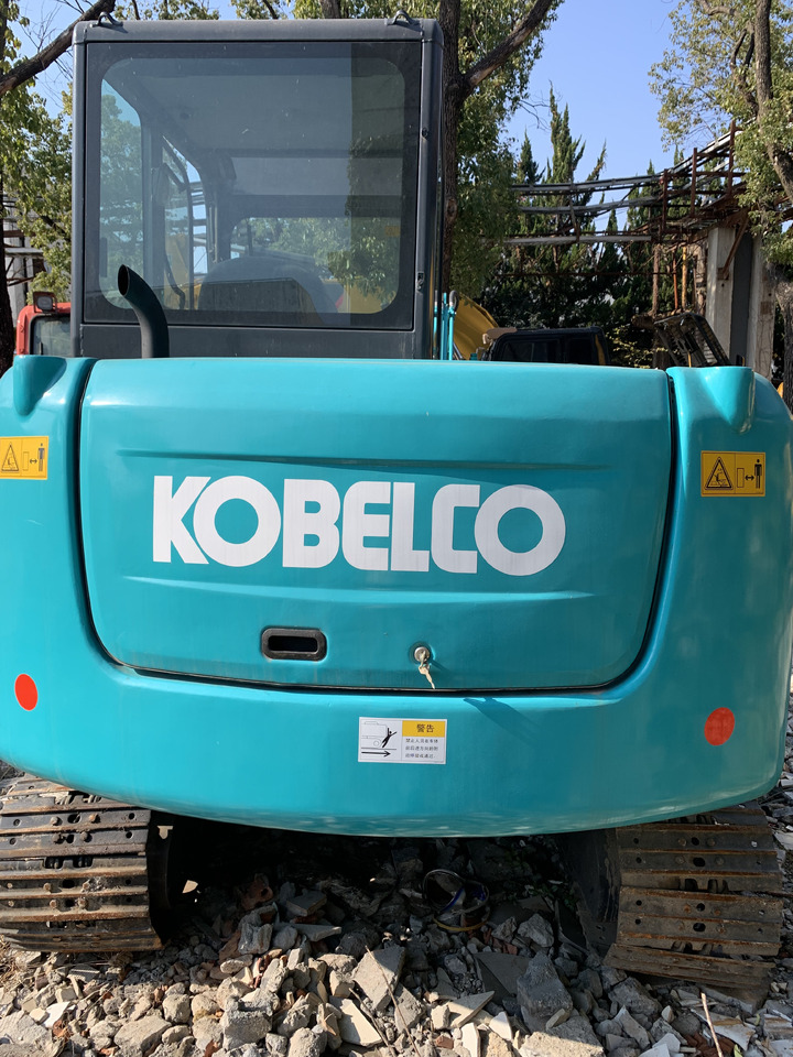 Gradbeni stroj KOBELCO SK60: slika 20