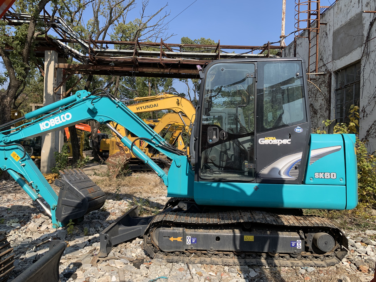 Gradbeni stroj KOBELCO SK60: slika 7