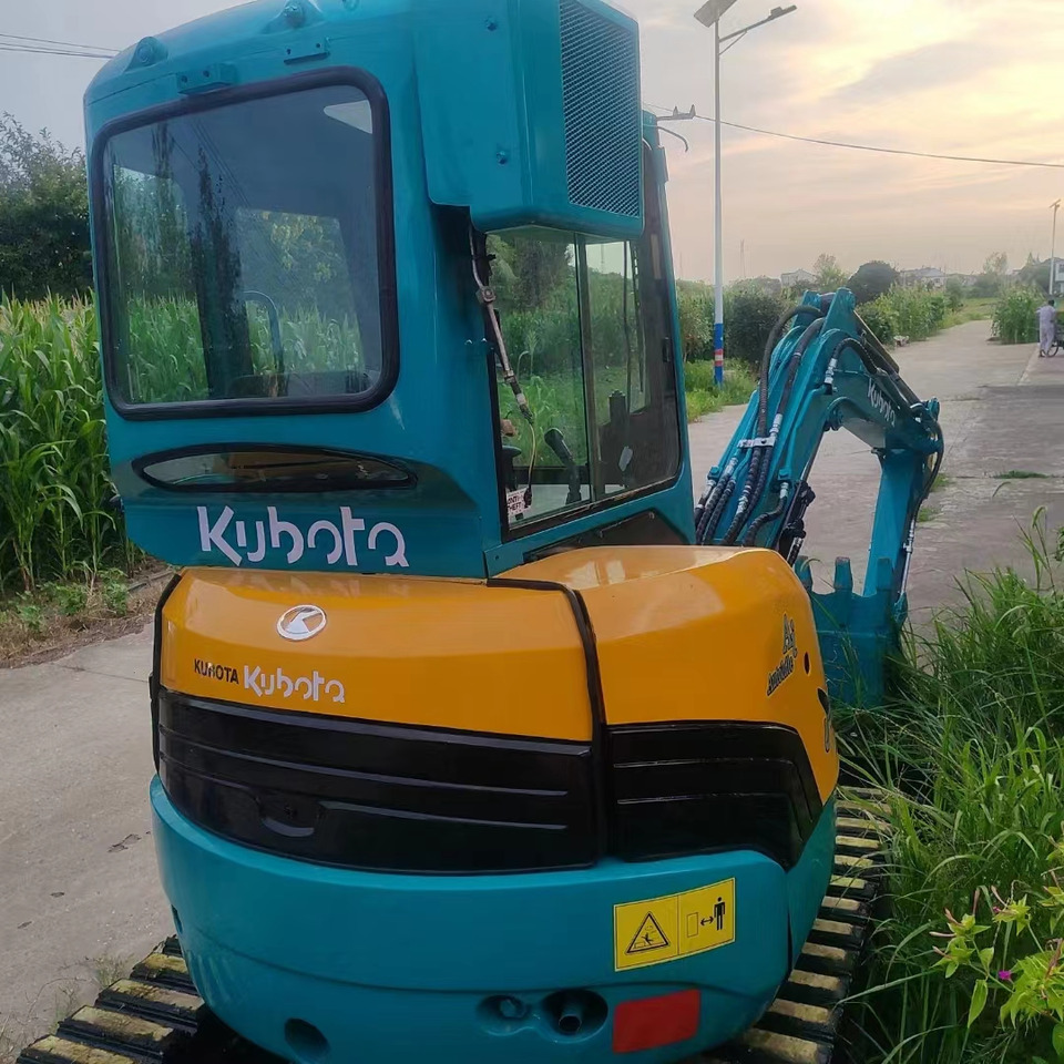 Mini bager KUBOTA U30: slika 6