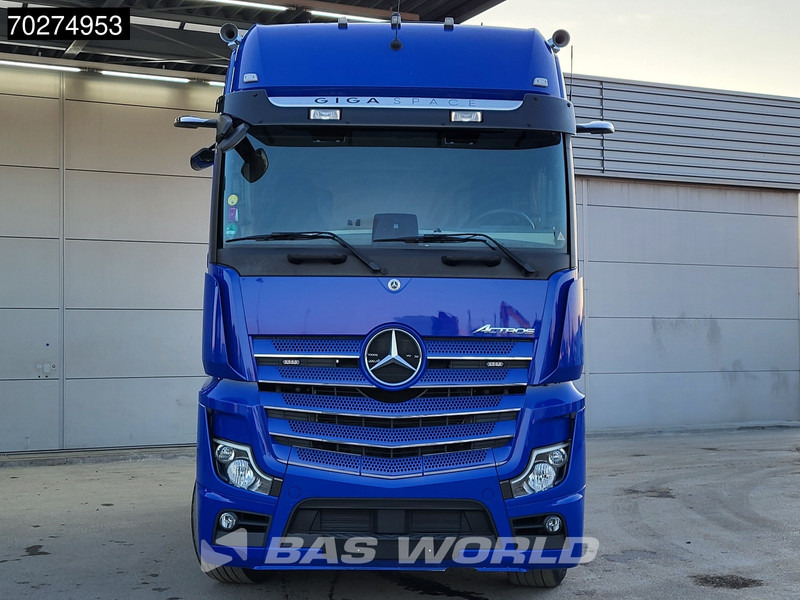 Vlačilec Mercedes-Benz Actros 2145 4X2 GigaSpace 2x Tanks MirrorCam Navi: slika 15