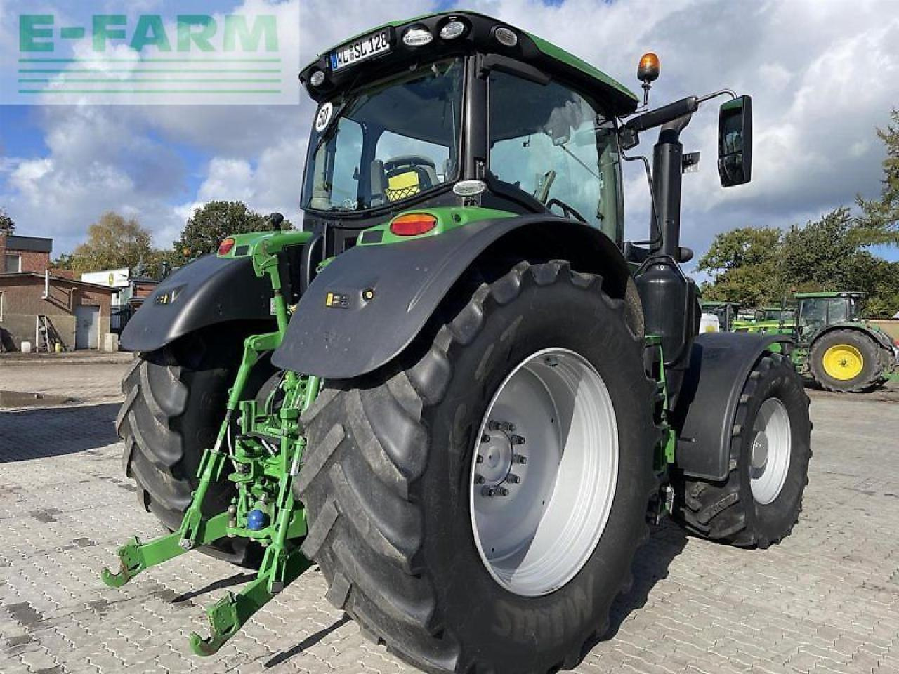 Traktor John Deere 6250r: slika 9