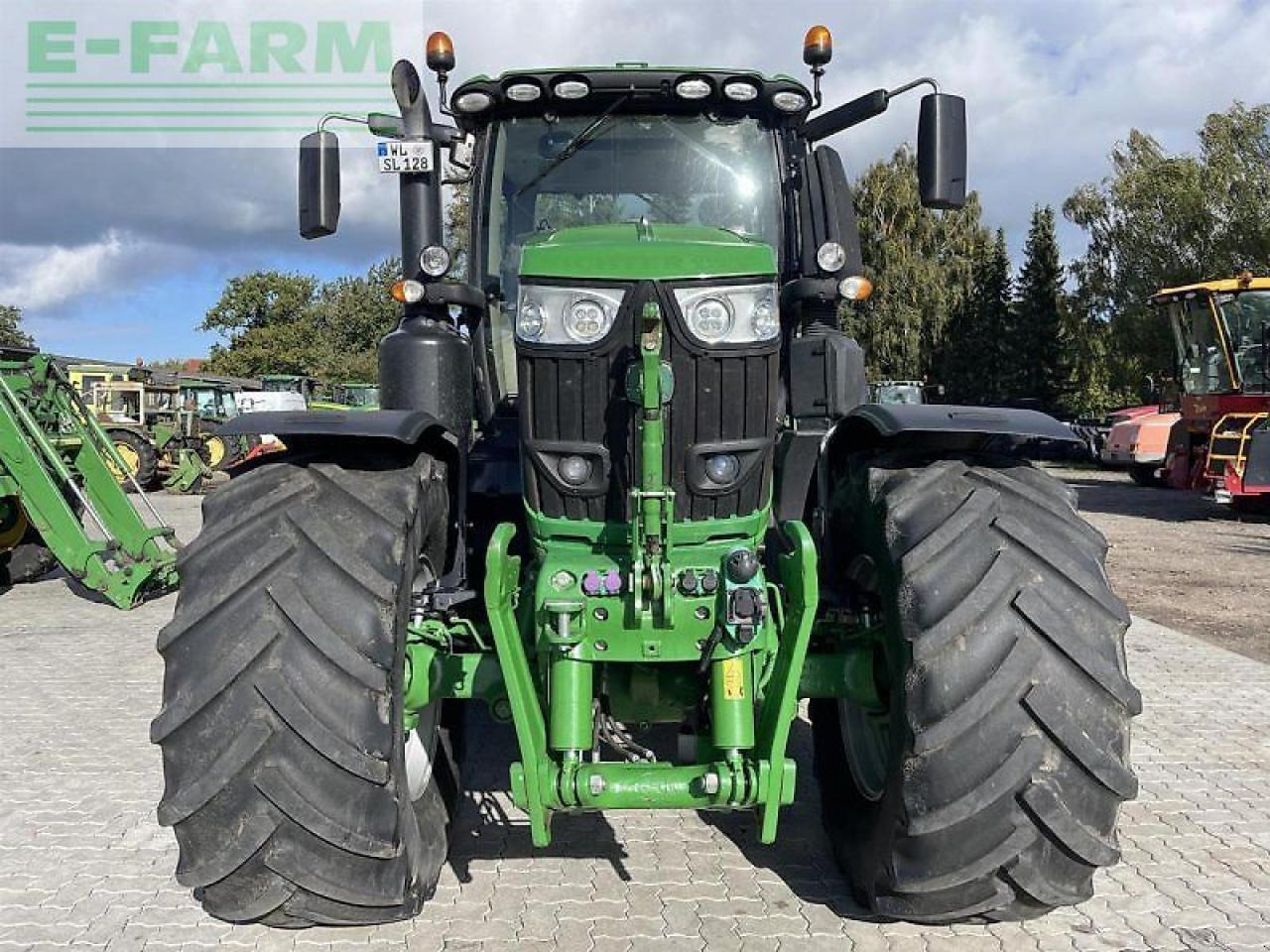 Traktor John Deere 6250r: slika 6