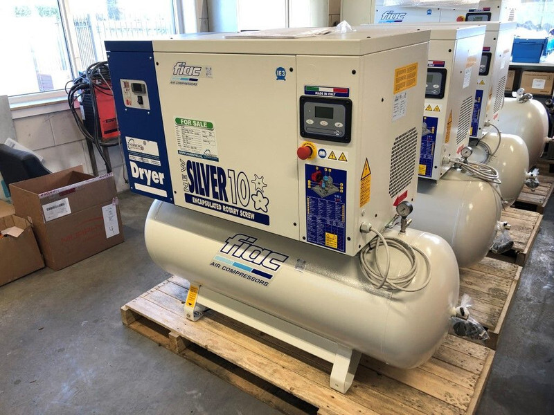 Nov Zračni kompresor Fiac New Silver D 10 / 300 Silent 7.5 kW 860 L / min 10 bar Elektrische Schroefcompressor met ketel en droger: slika 9