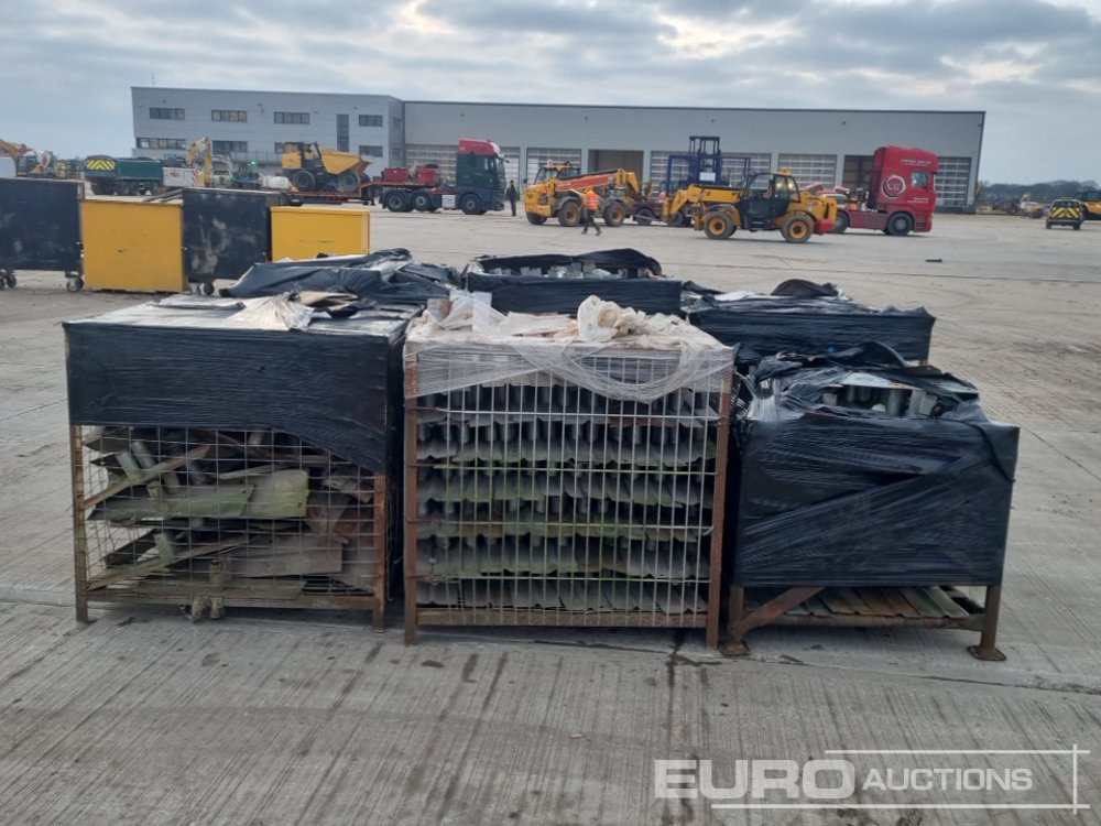 Gradbena oprema Stillage of Metal Heras Fencing Feet (6 of): slika 6