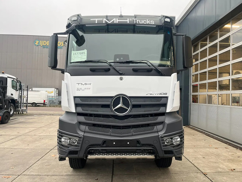 Mercedes-Benz Actros 2045 S 4x2 Tractor Head lizing Mercedes-Benz Actros 2045 S 4x2 Tractor Head: slika 9